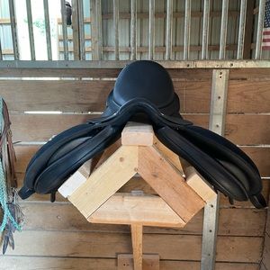 2XW Wintec 500 All-Purpose Saddle